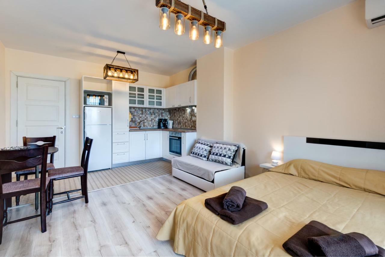 Studio Zia 3- Great place in Lazur Apartment Burgas City Exterior foto
